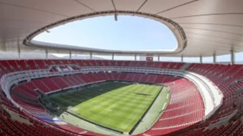 内马尔助球队三球，角球建功，蓄势待发重回巴萨舞台